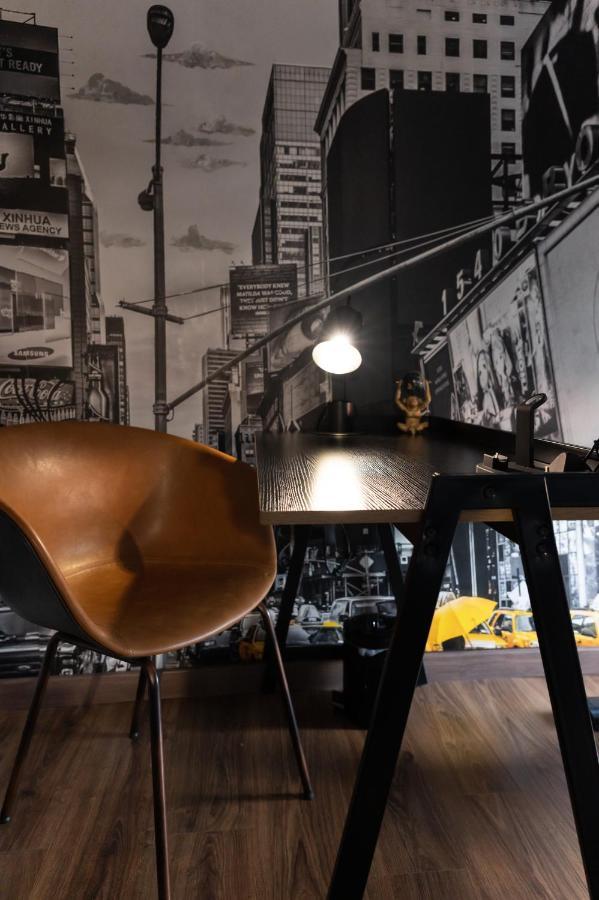 B&Business - Fibra Ultraveloce, Angolo Fitness, Smartworking & Parcheggio Coperto Su Richiesta Козенца Екстериор снимка